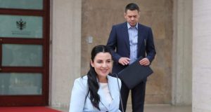 Video e publikuar nga Berisha: Ahmetaj akuzon Ballukun për shpenzime abuzive në projekte publike