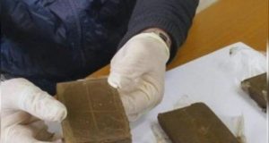 15 kilogramë hashash në banesë, arrestohet shqiptari në Itali — paketat mbanin imazhin e Ronaldos