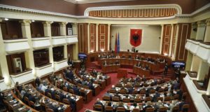 Kuvendi zhvillon seancë me raportimet e institucioneve të drejtësisë — përballje mes Sali Berishës dhe kreut të SPAK, Altin Dumani