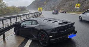 Një sekondë shpejtësi, 100 mijë euro dëm – aksident spektakolar i Lamborghinit