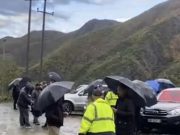 Minatorët e Spaçit në ditën e 17-të të protestës, drejtuesit e kompanisë i kërcënojnë me largim nga puna