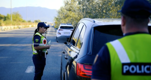 Tiranë/Arrestohet 41-vjeçari i dënuar për armëmbajtje pa leje, i kishte mbetur edhe 1 vit burg