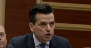 Agron Shehaj pezullohet për 60 ditë nga Kuvendi, PS kërkon referimin e çështjes në SPAK