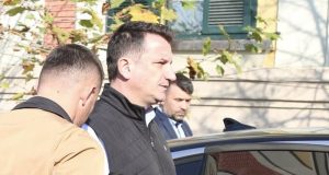 Avokatët e huaj të Veliajt: Më 10 shtator do ta çojmë çështjen e arrestit në Strasburg