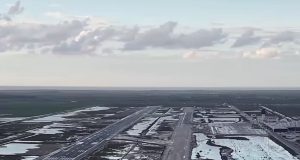 VIDEO/ Aeroporti i Vlorës zhytet në ujë, investimi milionësh përmbytet pas shiut të parë