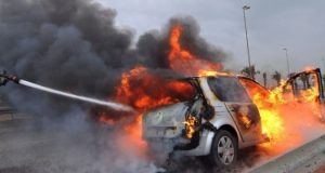 Toyota përplaset me fuoristradën e OSSHE, shpëtojnë nënë e dy fëmijë