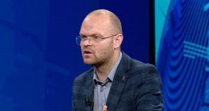 Jo vetëm Artan Hoxha/ Edhe Aulon Kalaja i padëshiruar për Greqinë: Si më shpallën “non grata”