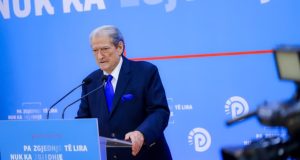 “Balluku i nxorri dhëmbët Ramës”, Berisha zbulon çfarë ndodhi në mbledhjen pa media në Grupin e PS