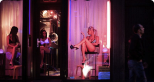 Debati rreth prostitucionit/ Çfarë është “Modeli Nordik”?