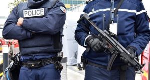 Planifikonin sulm terrorist/ Francë, arrestohen tre vajza, postonin mesazhe xhihadiste