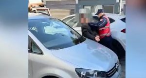 Kapet në Tiranë 29-vjeçari që shpërndante pamje pornografike me të mitur