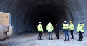 Skandal në Tunelin e Llogarasë: Eksperti grek alarmon për sigurinë ka vetëm beton pa hekur