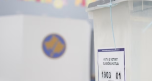 Balotazhi në Kosovë/ Numërimi i kutive drejt fundit, kush kryeson në 18 komuna