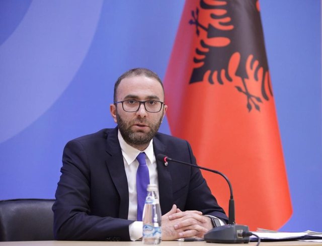 bardhi