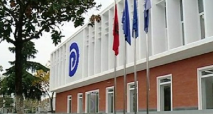 Pas “kafes” me kandidatët humbës, Berisha urdhëron analizë të shpejtë në PD