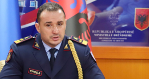 Performanca e dobët, Proda shkarkon drejtuesit e policisë në disa qarqe ( EMRAT)