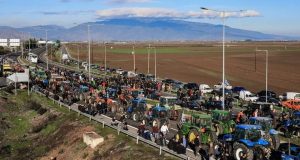 Protesta e fermerëve grekë, bllokohet për 5 orë aksi Kakavijë–Janinë