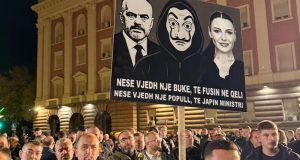 Protesta para Kryeministrisë: Bulevardi “Dëshmorët e Kombit” mbyllet për 3 orë