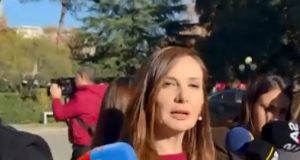 Tabaku: PD tërhoqi firmat, procesi i Avokatit të Popullit ishte i paorganizuar