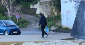 Vlora prej 3 ditësh pa ujë, pacientët në spital furnizohen me autobotë zjarrfikës