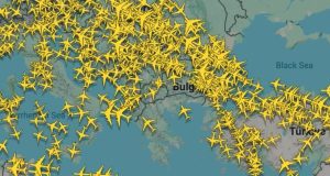 “Ngrijnë” frekuencat, kaos në aeroportin e Greqisë bllokohen flututrimet