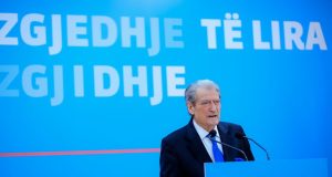 Berisha shpërthen ndaj Policisë së Shtetit: U përdor gaz i rrezikshëm, u dhunuan qytetarët