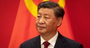 Kina thirrje SHBA-së: Lironi menjëherë Maduron dhe gruan e tij