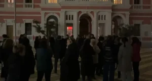 Protestë në Vlorë/ “Na nxjerrin në rrugë” – tregtarët kundër projektit të Bashkisë