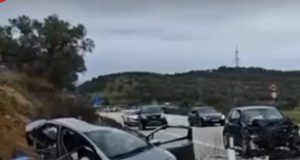 Aksident i rëndë në aksin Vlorë–Selenicë: Përplasen dy automjete, plagoset një vajzë 4