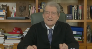 Berisha kërkon “përgjigjen e merituar” për Iranin pas sulmeve SHBA-Izrael