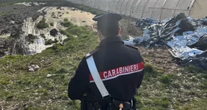 Gjendet i vrarë me armë zjarri Shqiptari 25-vjeçar në Itali/ Ja për çfarë dyshohet
