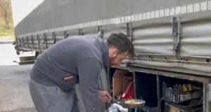 Zgjidhet ngërçi në Qafë Thanë/ Kamionët devijohen drejt Bllatës