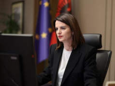 Plagosja e Erjon Vishkullit, Albana Koçiu: Qeveria u angazhua për kurimin në Itali