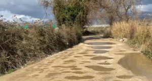 Banorët e Gjolës ngrihet në protestë: “Rruga mbeti vetëm premtim, do bllokojmë autostradën”