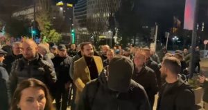 Ervin Salianji i bashkohet protestës kombëtare të thirrur nga Sali Berisha para Kryeministrisë