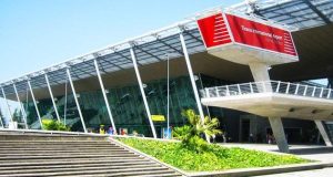 Goditjet në Lindjen e Mesme/ Aeroporti i Tiranës pezullon fluturimet drejt Izraelit dhe Dubai