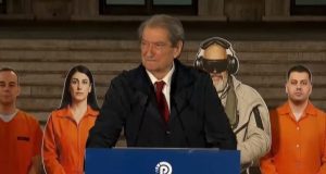 Berisha mungon në “Foltoren” para Kryeministrisë, zbulohet arsyeja, ja ku ishte!