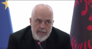 Për Ramën ska rritje çmimesh, përgëzon tregtarët e naftës për “çmimet e lira”: Vendet e tjera janë më keq