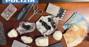 Trafikonte drogë me skuter, arrestohet shqiptari në Itali! I gjenden mbi gjysmë kilogramë kokainë