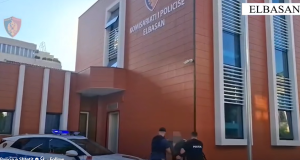 Kapet në Elbasan 45-vjeçari i dënuar për vjedhje, i mbeteshin edhe 1 vit e 4 muaj burg