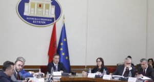 Skandali me rrugët dhe AKSHI-n Nis Konferenca e Kryetarëve, shqyrton kërkesat e opozitës për Komisionet Hetimore