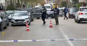 Detaje të reja nga ngjarja në Vlorë/Konflikti banal i merr jetën 63-vjeçarit, plagoset djali