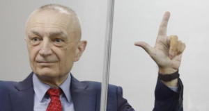 Meta publikon “pyetjet e munguara” për SPAK dhe çështjen e GSIS në SHBA