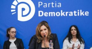 Evi Kokalari padit në gjykatë zgjedhjet për kreun e PD-së, kërkon pezullimin e procesit