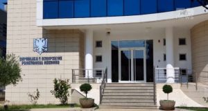 Shkodër: 4 persona dërgohen në gjyq për pastrim parash, sekuestrohen 500 mijë euro