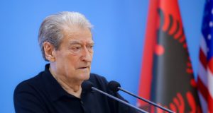 “Smart City” në shërbim të policisë, Berisha ngre alarmin për monitorimin e qytetarëve