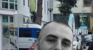 Të shtëna me armë në Pogradec, plagoset i riu me precedentë penal (EMRI)