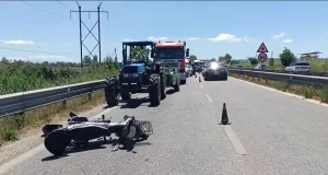 Aksident në autostradën Fier–Lushnje, dy persona mbeten të lënduar