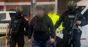 Arrestohet vëllai i bosit famëkeq të drogës “Fito”, kërkohej për vrasje dhe pastrim parash/ PAMJET