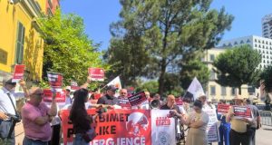 Sindikatat protestë para Ministrisë së Financave, paraqesin pesë kërkesa ndaj qeverisë